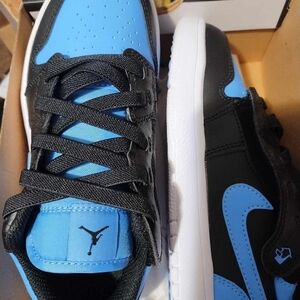 Jordan Kids Blue and Black Sneakers
